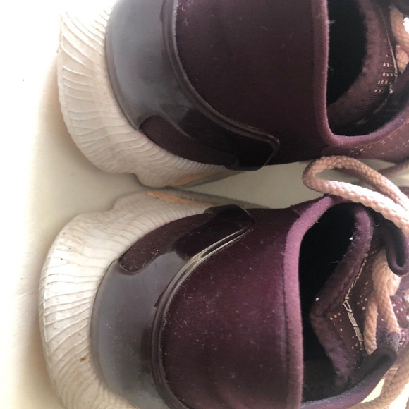 UNDER ARMOUR Performance Running Sneakers Burgundy Size 8 GUC $65 - Picture 5 of 10
